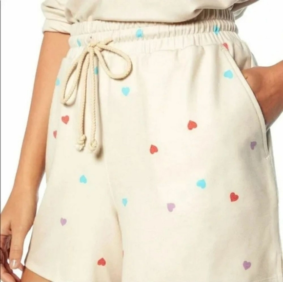 WILDFOX Cream Pajama Set with Multicolor Hearts - Picture 2 of 5